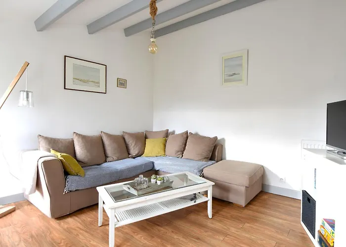 Casa de Férias Maison Conviviale Pour 8 Avec Jardin à *